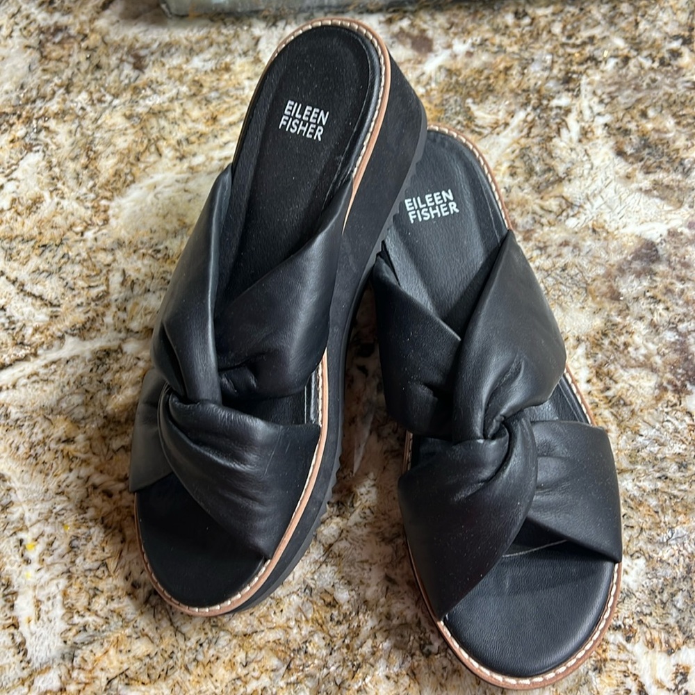 Cross cross wedges